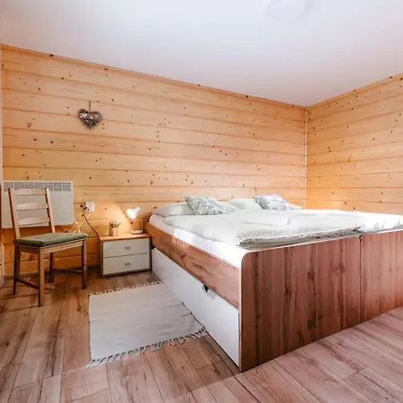 アパート Florian